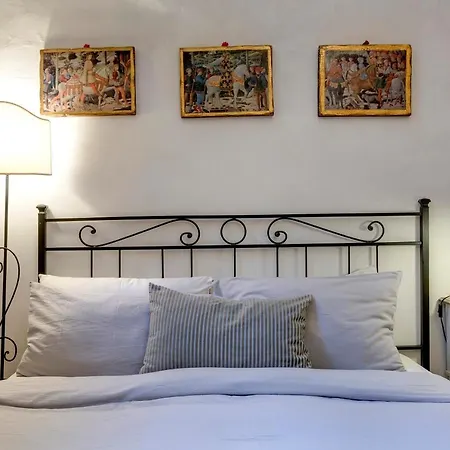 Florence Holiday Homes Ponte Vecchio-3